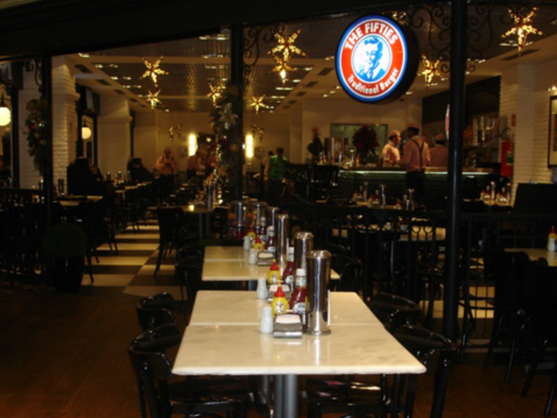 moraes_alves_comercial_fifties_Morumbi